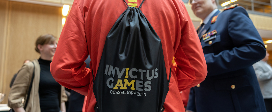 Rucksatz der Invictus Games von hinten