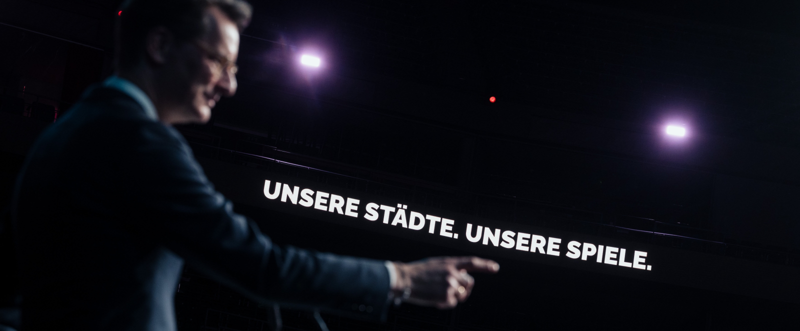 Ministerpräsident Wüst bei der Pressekonferenz