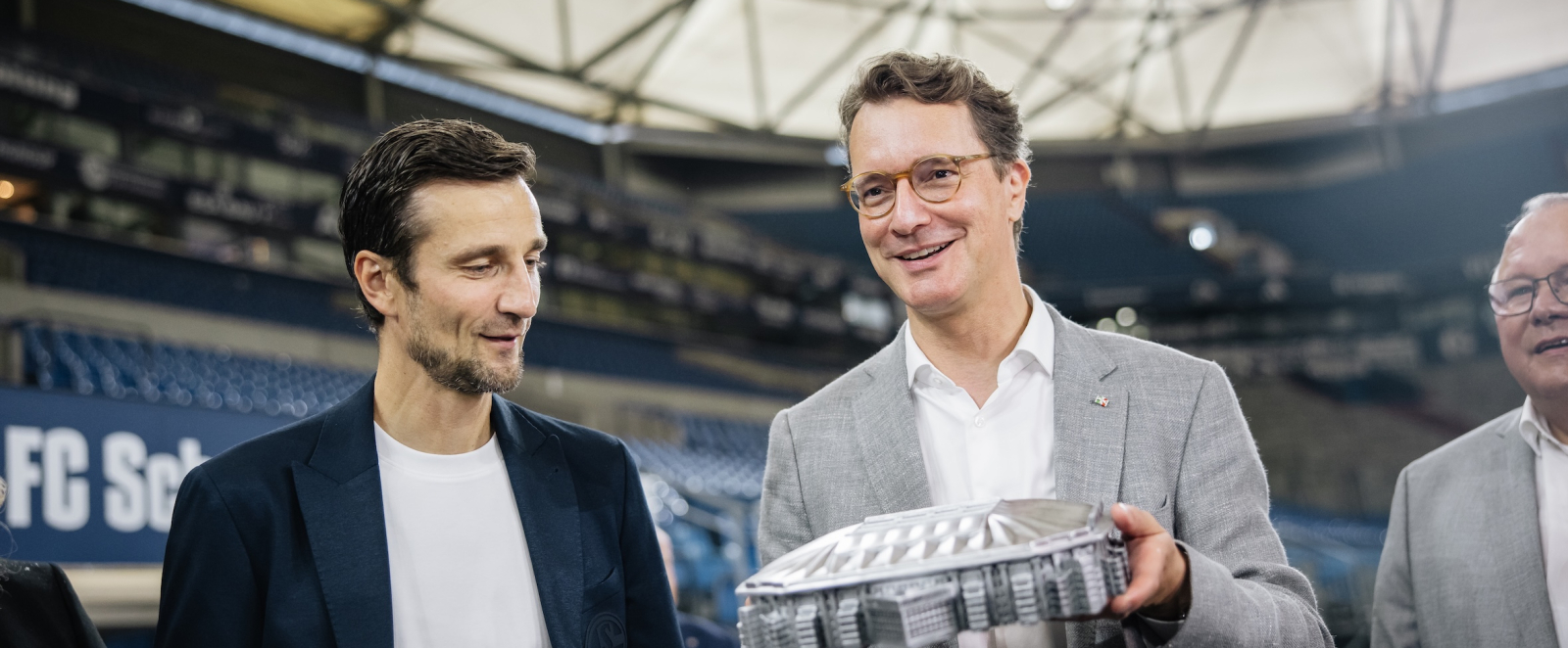Ministerpräsident Wüst in der Veltins Arena