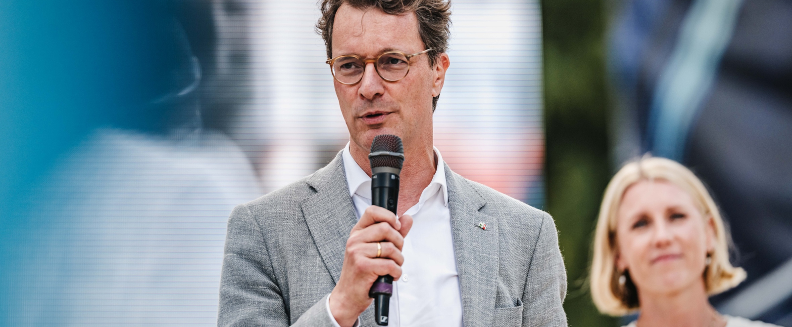 Ministerpräsdient Wüst bei einer Rede
