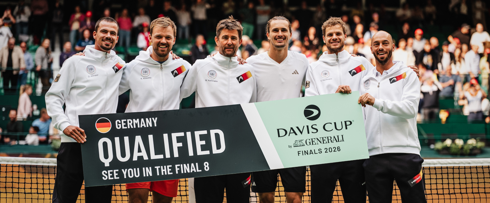 Deutsches Davis-Cup-Team auf dem Center Court in Halle/Westfalen