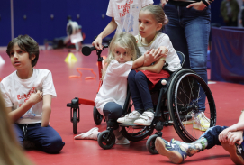 Kinder beim Para Sport Camp