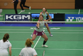 Zwei Badmintonspielerinnen bei den Yonex German Open