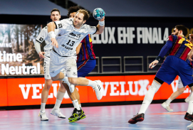 Handballspieler beim Sprungwurf während des EHF Final 4