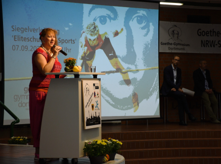 Staatssekretärin für Sport und Ehrenamt, Andrea Milz verlieh das Prädikat