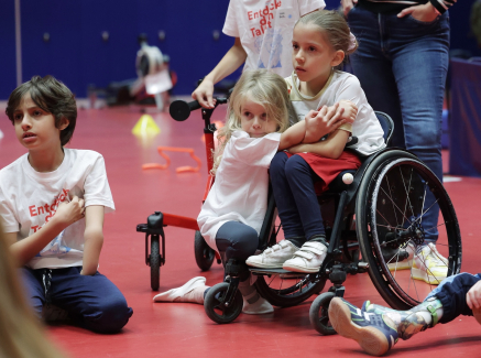 Kinder beim Para Sport Camp