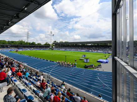 Lohrheidestadion von der Tribüne aus gesehen