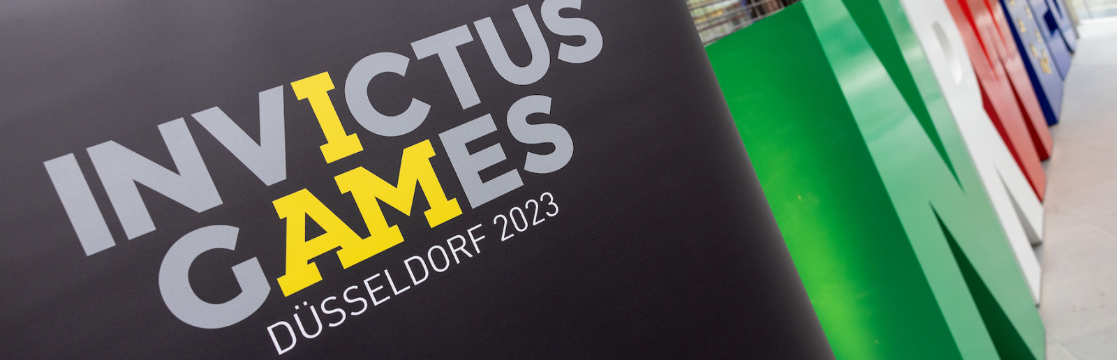 Banner der Invictus Games mit NRW-Schriftzug